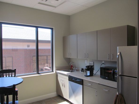 11907 - 11909 Kingston Pike, Knoxville, TN 37934